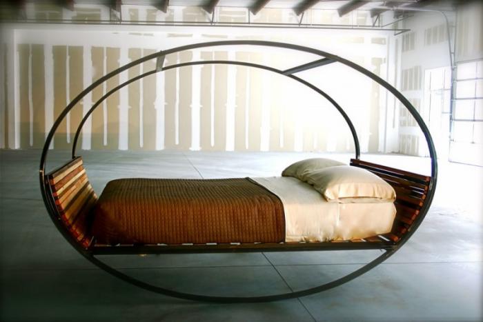 Примеры необычных дизайнерских кроватей (10 фото)