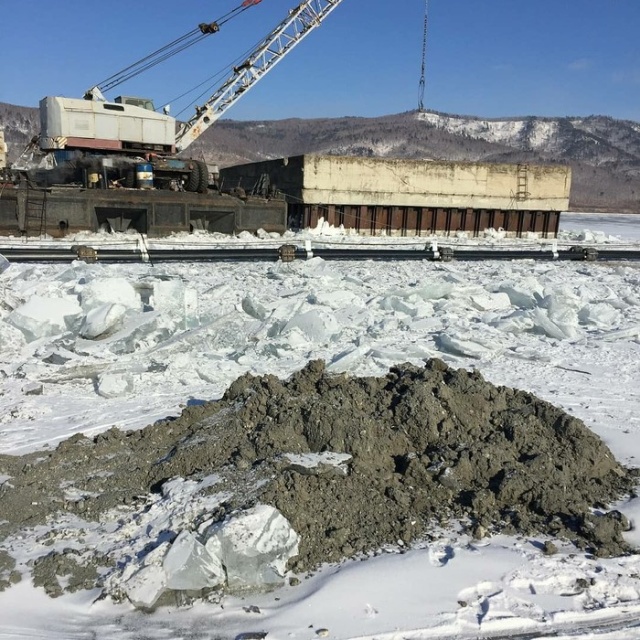 Воду из озера Байкал будут откачивать для экспорта в Китай (6 фото)