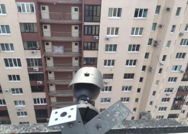 Жители самарской многоэтажки жалуются на видеонаблюдение (2 фото)