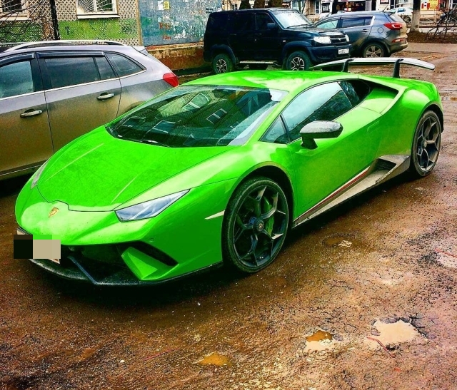     Lamborghini Huracan (5 )