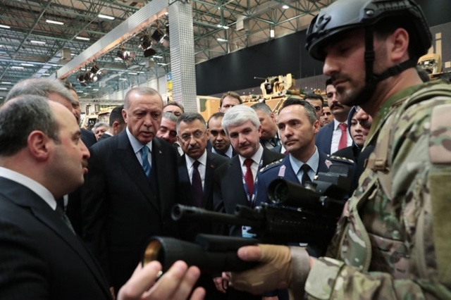 Турция показала новейшее лазерное оружие T&#220;MOL (7 фото)