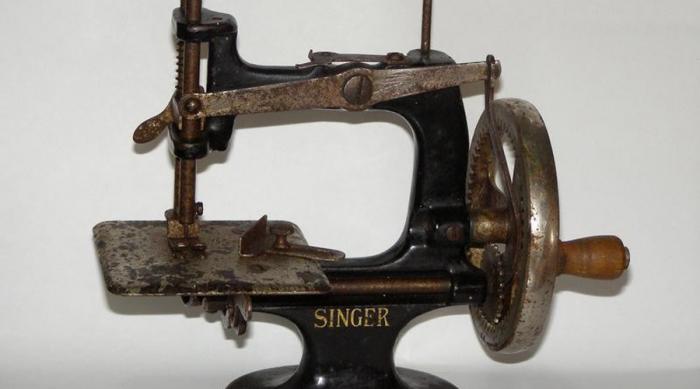 Швейные машинки, которые могут озолотить (4 фото)