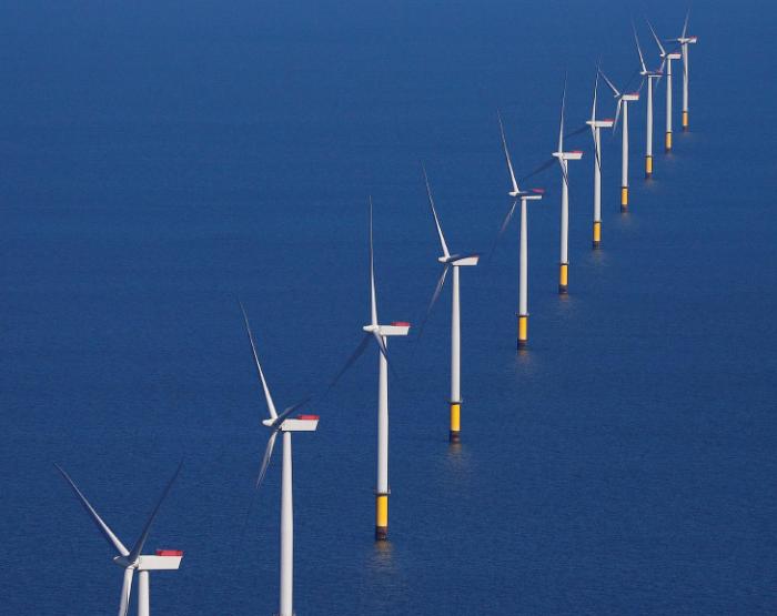 Как выглядит крупнейшая ветряная электростанция в мире (11 фото)