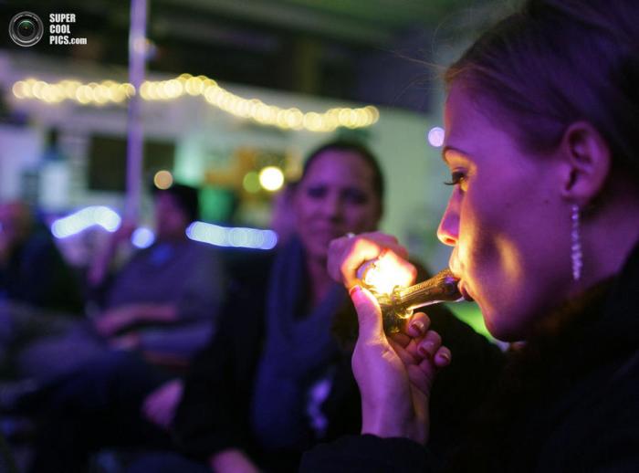 Клуб любителей марихуаны открыт в Денвере (9 фото) 