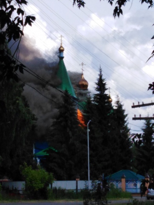 Сгорел Свято-Казанский Чимеевский мужской монастырь (5 фото)