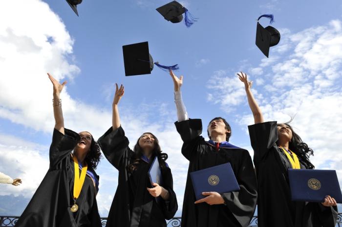 Что нужно знать про дипломы о высшем образовании (4 фото)