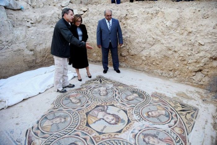Турция: 2000-летняя мозаика обнаружена в городе Зевгмы (14 фото) 