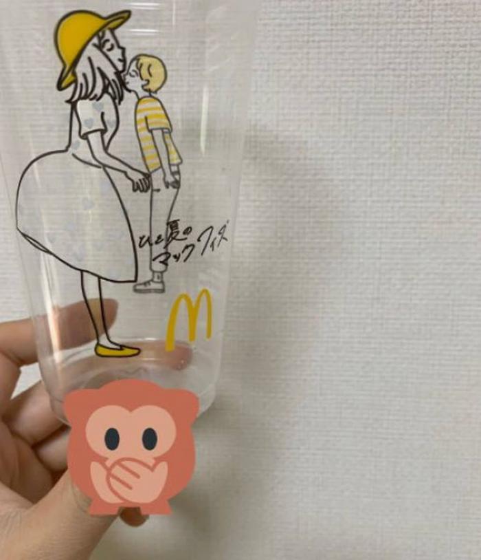 Как японцы опошлили стаканы из Макдональдс (11 фото)