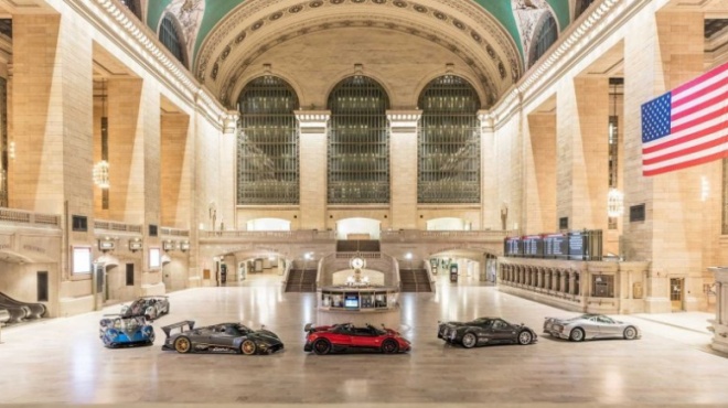 Pagani превратили вокзал Нью-Йорка в выставку суперкаров (14 фото)