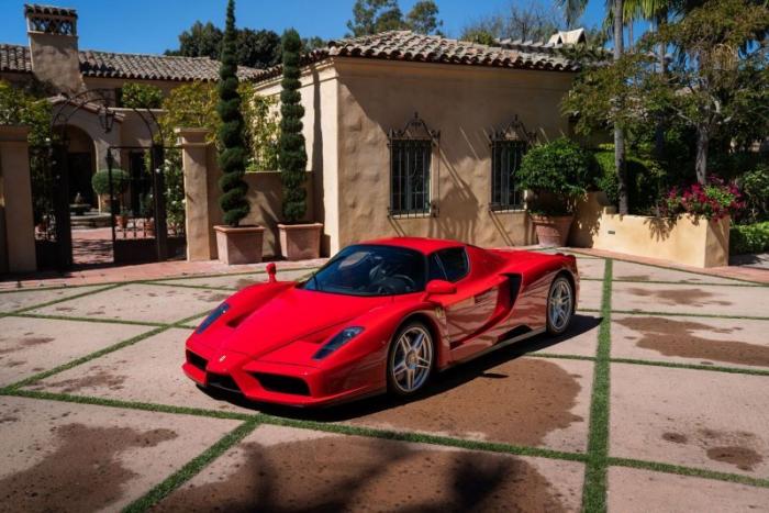Новости аукционов: безупречный суперкар Ferrari Enzo (32 фото)