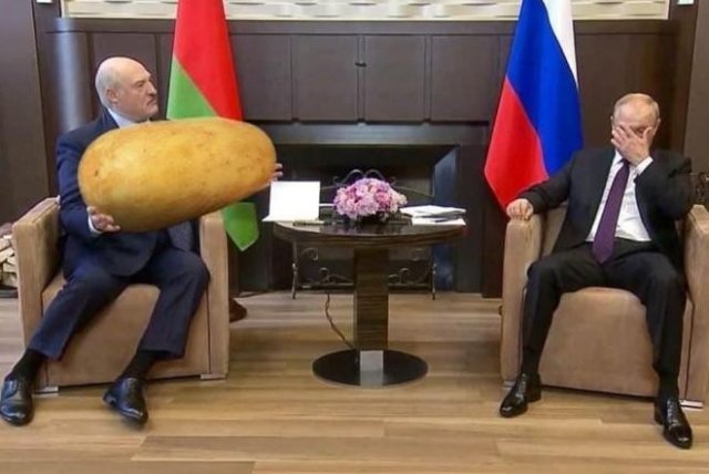 Фотожабы и мемы про встречу Лукашенко и Путина (20 фото)