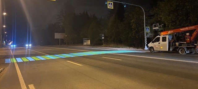 На Выборгском шоссе в Сертолово появилась "лазерная зебра" (2 фото)