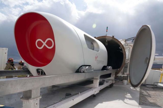 Компания Virgin Hyperloop провела испытания (4 фото)