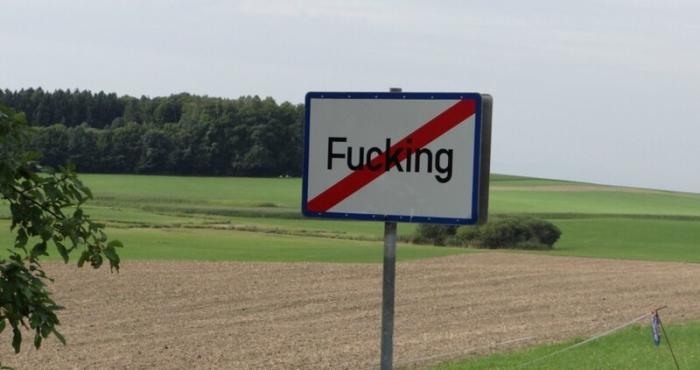 Австрийская деревня Fucking сменит название (2 фото)