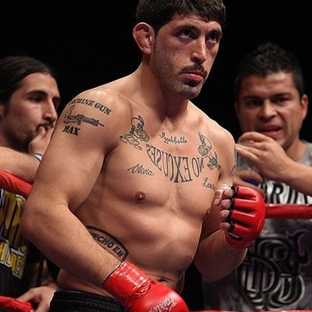  Диего Гарихо - боец MMA, который ведет двойную жизнь (13 фото)