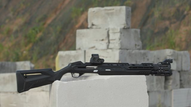 "Калашников" показал новое smart-ружье МР-155 Ultima (2 фото)