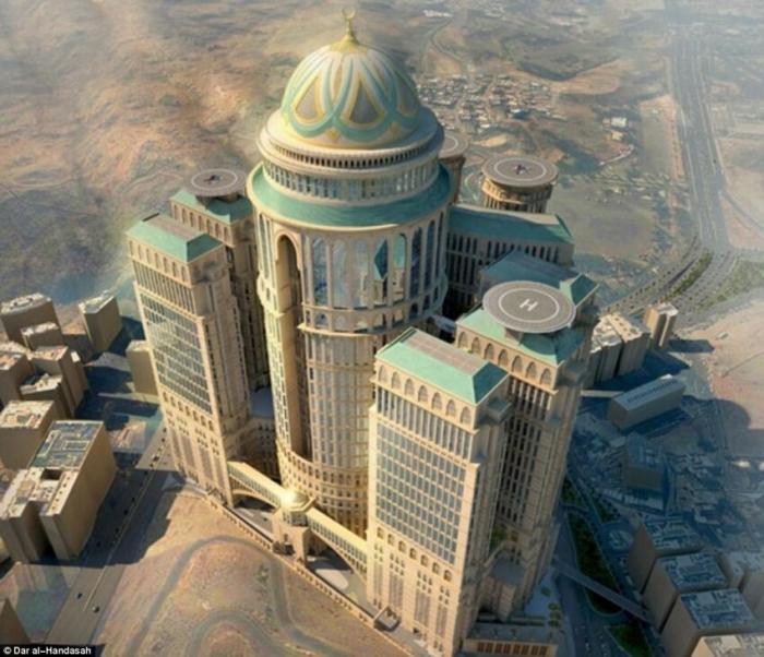 В Мекке строится самый большой отель мира (20 фото)