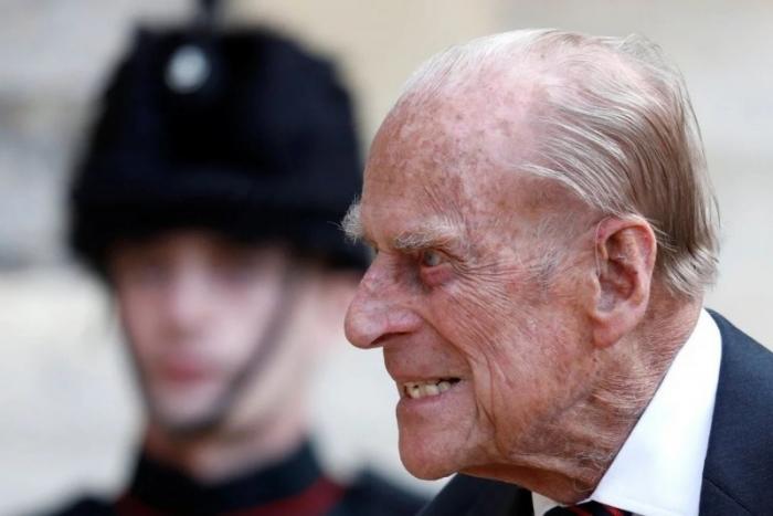 99-летний принц Филипп успешно перенёс операцию на сердце (3 фото)