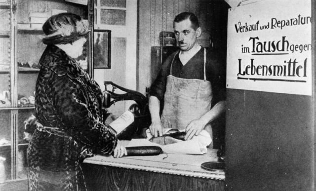 Архивные снимки Германии времен гиперинфляции в начале 1920 (17 фото)