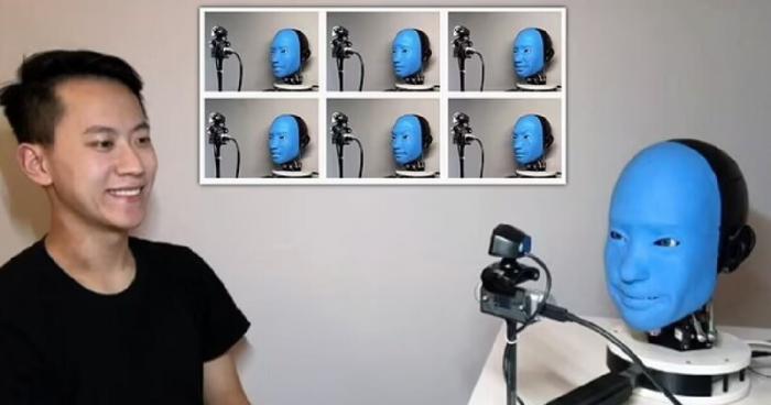 Ученые научили робота-андроида человеческой мимике (4 фото)