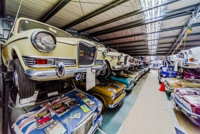 Самая большая в мире коллекция классических британских автомобилей (30 фото)