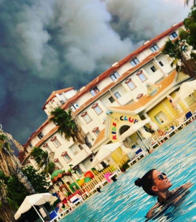 Лесные пожары в Турции угрожают туристическому сезону (2 фото)