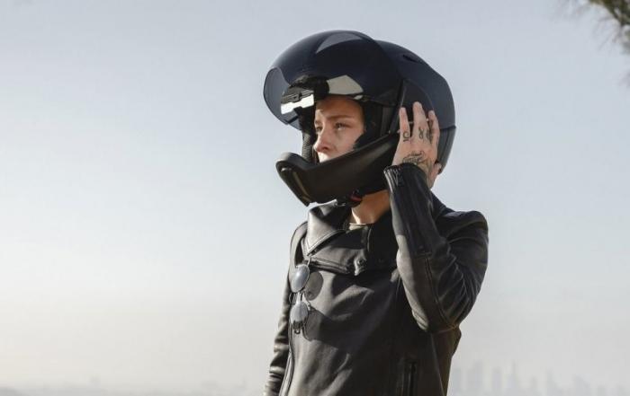 Cross Helmet X1: умный шлем с камерой заднего вида, который заставит вас почувствовать себя Железным Человеком (7 фото)