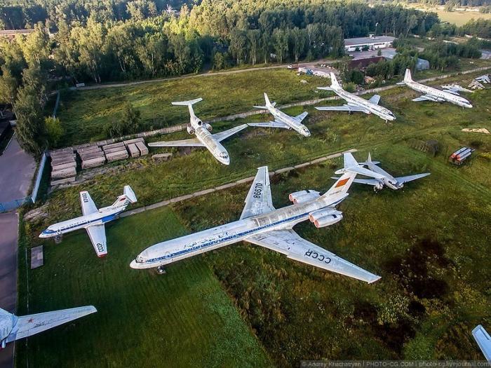 Как после 1991 года уничтожали советский авиапром (3 фото)  