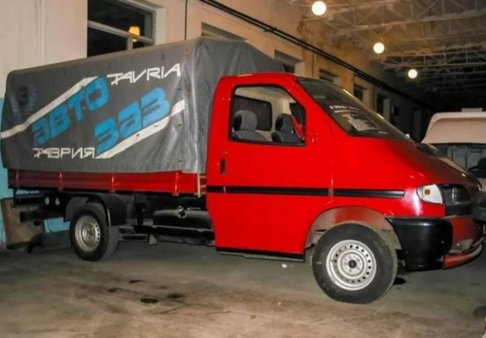 Неизвестный «Запорожец»: прототип экспериментального грузовика ЗАЗ-2301 «Снага» (6 фото)