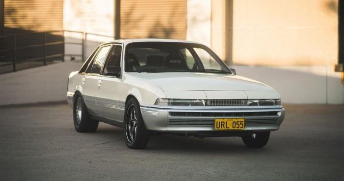  Holden Calais 1986 — культурная классика с турбомотором Nissan (12 фото)  
