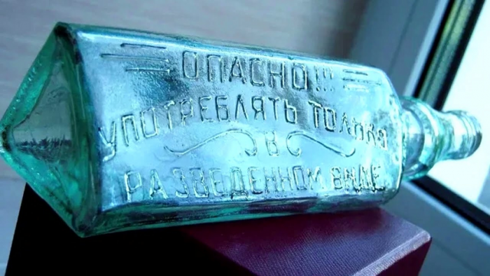  Почему в СССР делали треугольные стеклянные бутылки — и куда они делись теперь (2 фото)  