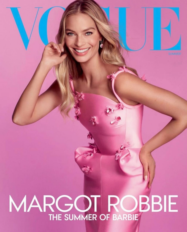 Марго Робби в фотосессии журнала Vogue в преддверии премьеры фильма "Барби" (12 фото)