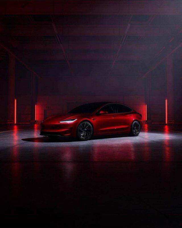  Tesla Model 3 Performance,   100 /  2,9  (9 )