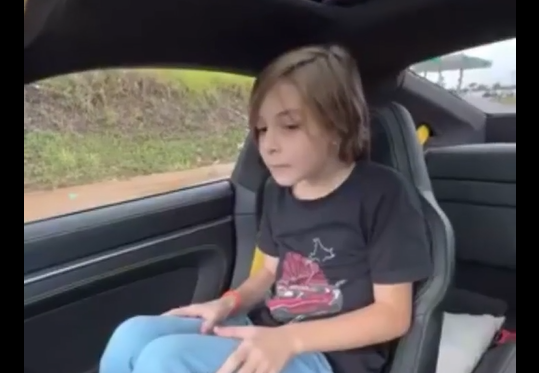 Porsche 911 Turbo S (видео)