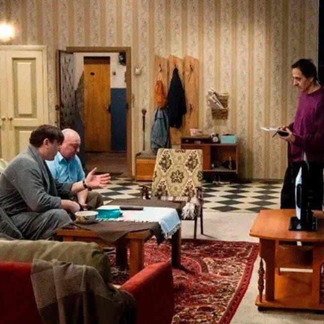 Әдемі фигурасы бар әдемі әйелдермен порно