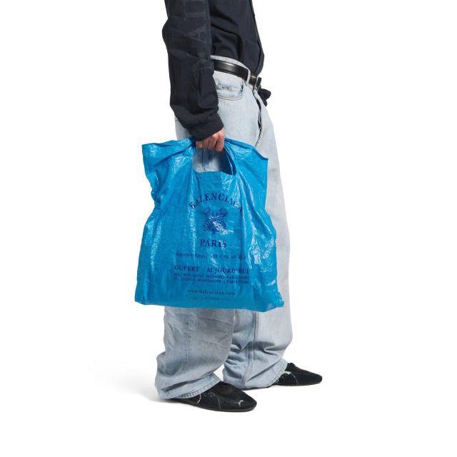     Balenciaga (3 )