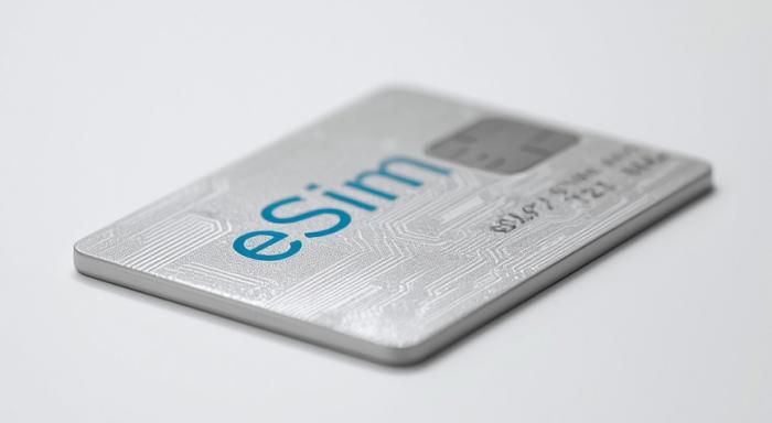  eSIM     