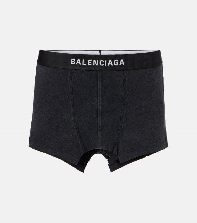     Balenciaga (6 )