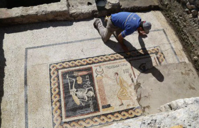 ������� ������� ��������� 2400 ��� (2 ����)