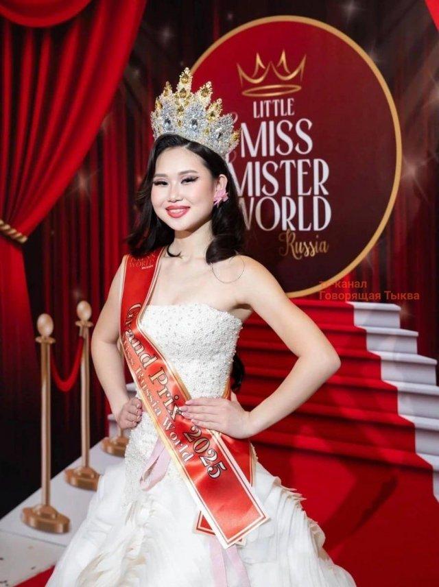 Победительница детско-юношеского конкурса красоты World Rising Star 2026 - Елену Бужеева из Иркутска (5 фото)