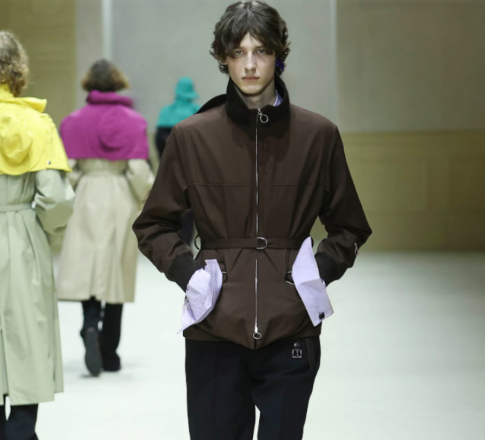 ����� ��������� Prada (10 ����)