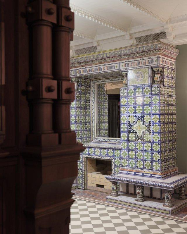 �������� ���� � �����-���������� (6 ����)