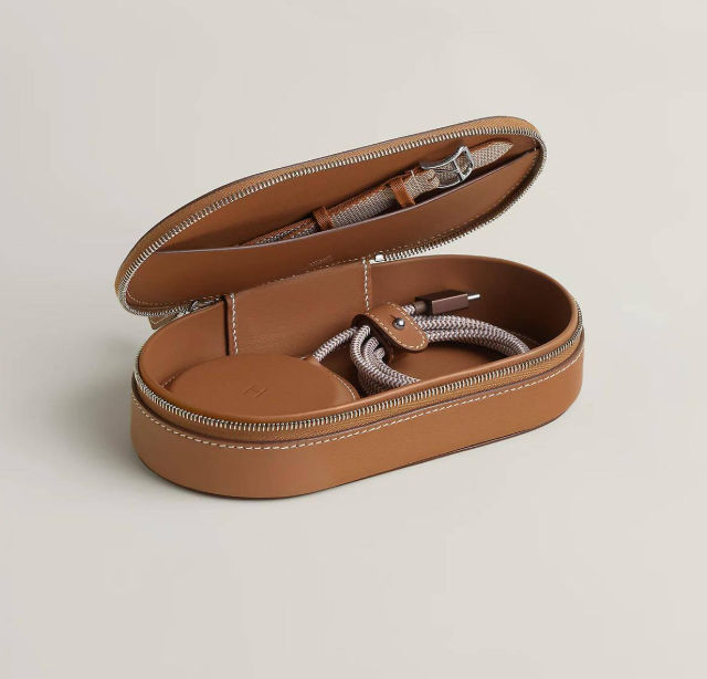 Hermes ���������� ��������� ������� ��� ��������� Apple �� �3950 (8 ����)