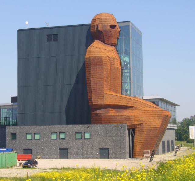 В Нидерландах можно «уменьшиться» и пройтись по человеческому телу: уникальный музей CORPUS (8 фото)