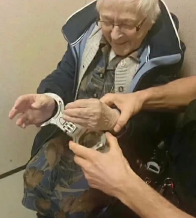 99-������ ���������� ����������� ��������� ������� ������������ � ���� ����� (3 ����)