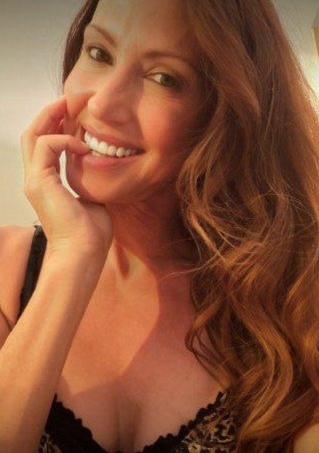 ������ �������� ��������� �������� �� OnlyFans � �������� � ������ ������� (4 ����)