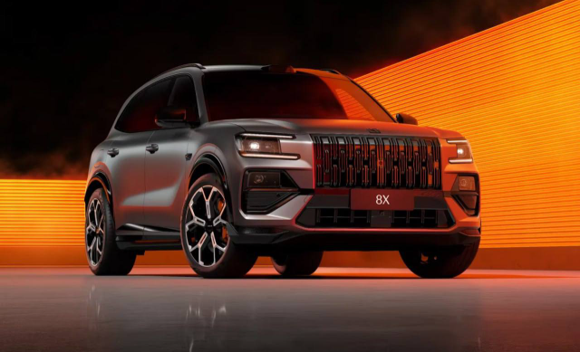 Zeekr 8X ����� � ������� � �����: 10 ����� ������� �� ������� � ������ �� ����� ����������� SUV (5 ����)
