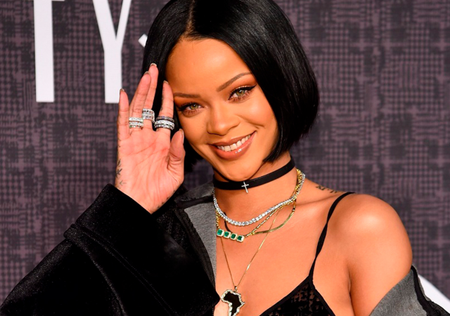 ������ �������� ����� ���������� ������ ��������� Savage x Fenty (6 ����)