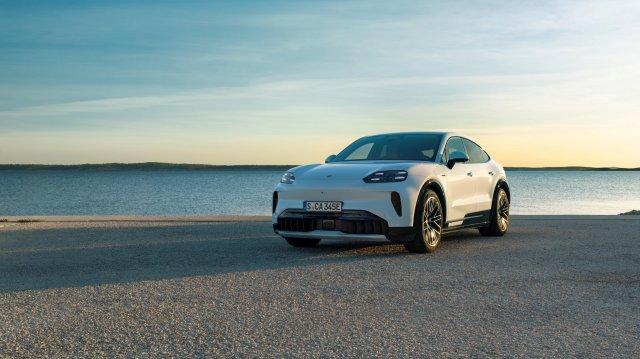 ���� �� ����� ������� �������� ����������� � ���� ����������� Porsche � Cayenne Coupé Electric (7 ����)
