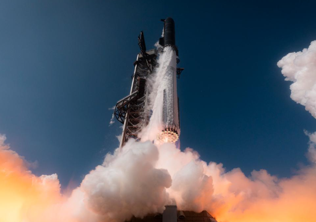 Starship ����� �� ���������: SpaceX �������������� ���������� ������ � ������� (3 ����)